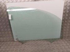 Vitre avant droit RENAULT