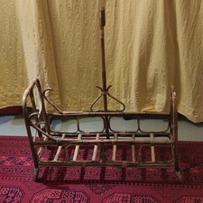 Ancien Grand Lit à baldaquin