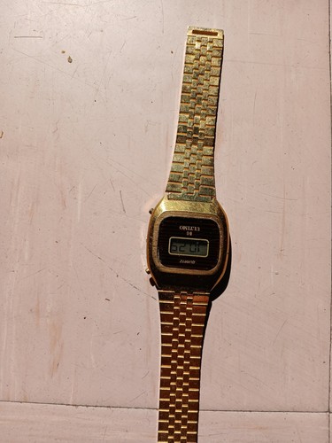 Montre lcd ultimo bon état - lcd, en