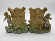  PAIRE DE VASE FIGURINE EN BISCUIT ENFANTS AUX MOULINS  EN PORCELAINE ALLEMANDE