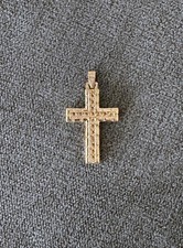 Pendentif or massif 18 carats