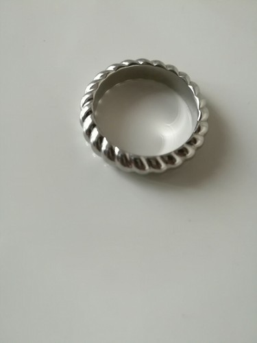 Jolie bague signé calvin - bague,