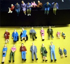 lot de 24 figurines pour