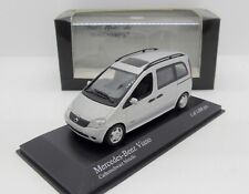 38119 MINICHAMPS / 400032210 MERCEDES BENZ VIANO 2003 SIVER 1/43