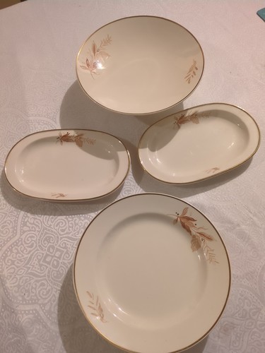 Lot plats de service - 4,