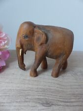 Figurine éléphant avec