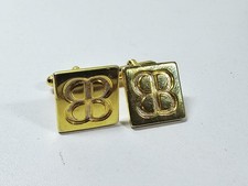 Ancienne paire de boutons de