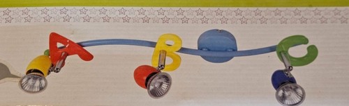 Lustre luminaire alphabétique