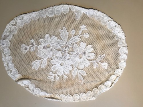 Ancien napperon tulle voile