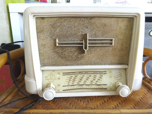 Ancien poste radio - ancien, a