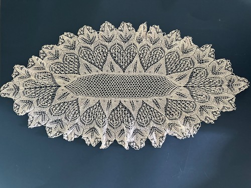 Ancienne dentelle tricotée - dentelle,