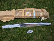 RR Rolls Royce Shadow II Corniche Bentley T2 front bumper finisher UR19155 NOS