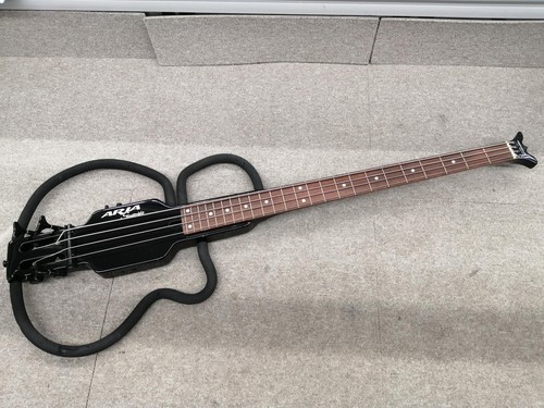 Guitare basse électrique aria - basse,