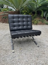 Mies Van Der Rohe Chair Knoll Barcelona Black leather  - Mint Condition