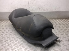 2011 YAMAHA MAJESTY S YP 400 FRONT - FEW SMALL SPLITS TO COVER AS PICTURED