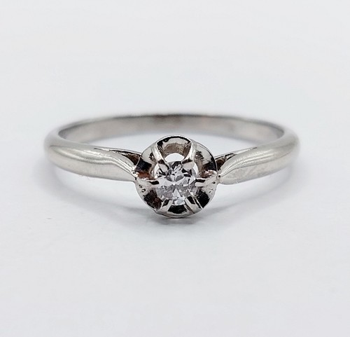 Bague solitaire art deco