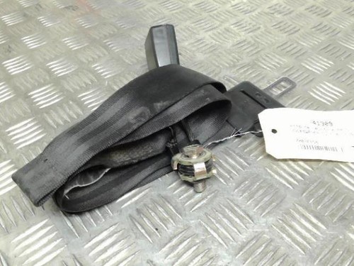 Attache ceinture arriere