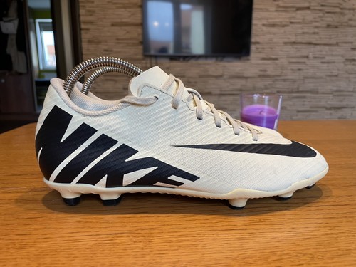 Chaussures football nike - chaussures,
