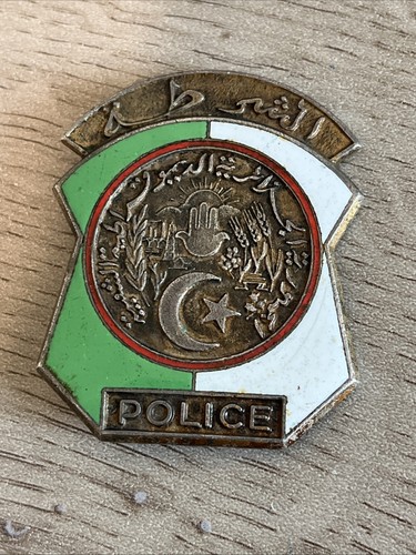 Indigne police algérie - police, pour