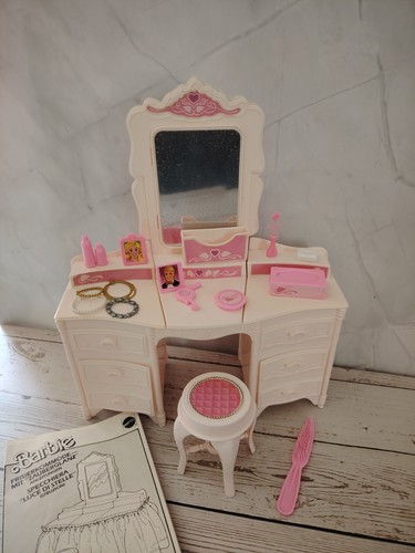 Mattel barbie coiffeuse - coiffeuse, et
