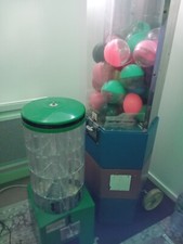 Objet Vintage Distributeur