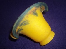 TULIPE LAMPE en pate de verre.