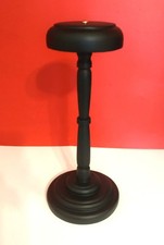 PORTE CHAPEAU/ Présentoir  en Bois  hauteur 28 cm