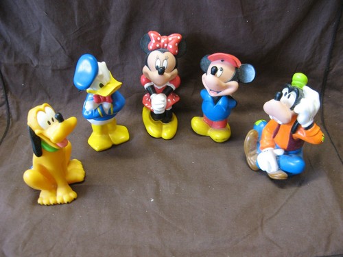 Lot figurines disney - lot,