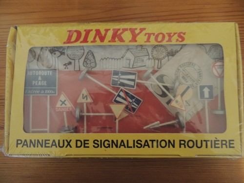 Dinky toys editions atlas - dinky,