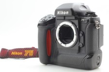[ Near MINT w/MF-28 Date Back ] Nikon F5 35mm SLR Film Camera Body From JAPAN