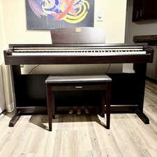 Yamaha Clavinova CLP 220 Digital Piano GH Keyboard AWM Stereo Bench Manual Books
