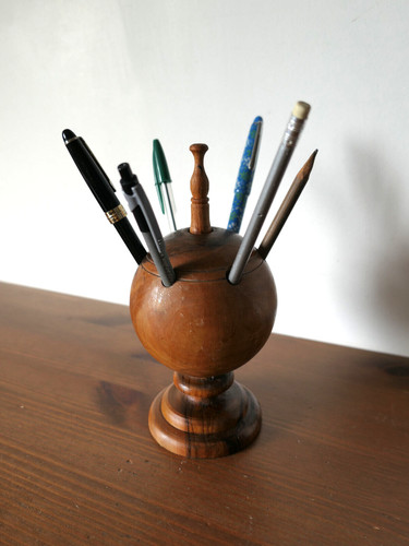 Porte crayon artisanal boule