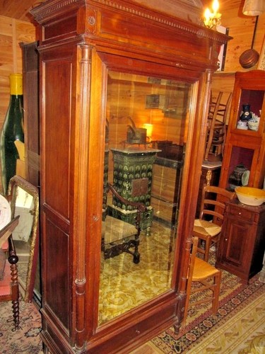 Armoire porte glace a - 1,