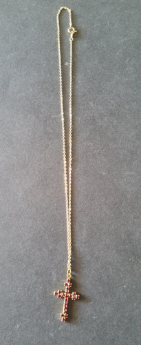 Chaine médaille croix - +,