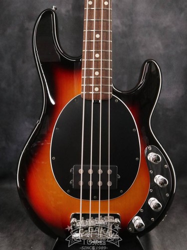 Music man 2000s stingray - music,