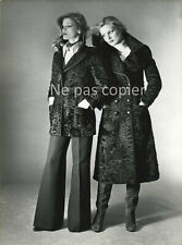 Fashion fur BRADLEY circa 1980 astrakan swakara photo 24 x 17 cm