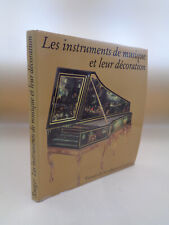 Christoph Rueger : Les instruments de musique et leur décoration