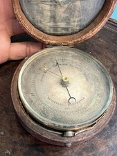 Baromètre Laiton dans Sa