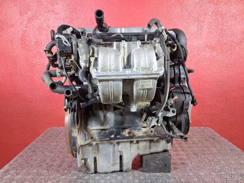 Moteur sans pièces - , (essence)