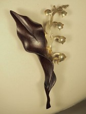 BROCHE PORTE BONHEUR BOIS LILY OF THE VALLEY WOODEN BROOCH KUNIO MATSUMOTO ?