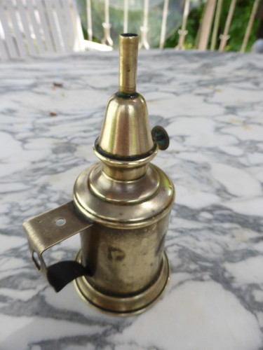 Ancienne lampe pigeon - lampe,