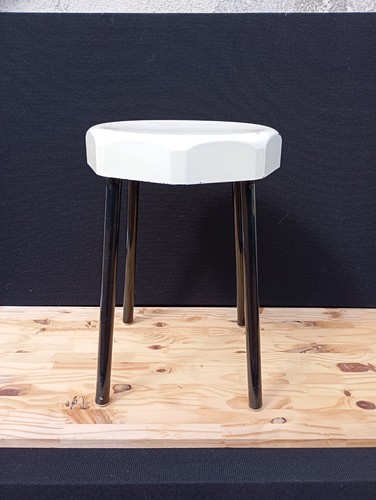 Ancien tabouret design - ancien, "