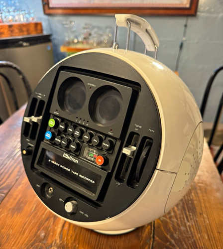 Weltron model 2010 space - weltron,