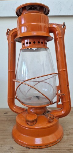 Lampe tempête pétrole
