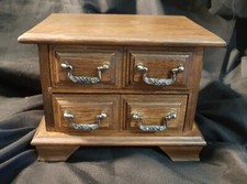 Ancienne boite à bijoux en bois,  forme meuble commode, 2 tiroirs illusion 4