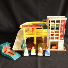 Garage Fisher Price n° 930