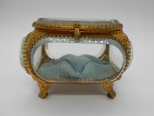 BOITE À BIJOUX NAPOLÉON III  " BAGNOLES " EN LAITON & VERRE BISEAUTÉ XIX ème
