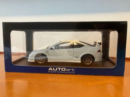 Autoart honda integra - 1:18,