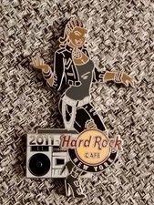 PIN GIRL HARD ROCK CAFE/ NEW