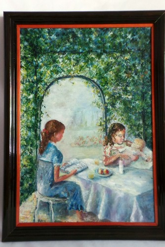 Jeunes filles avec nourrisson